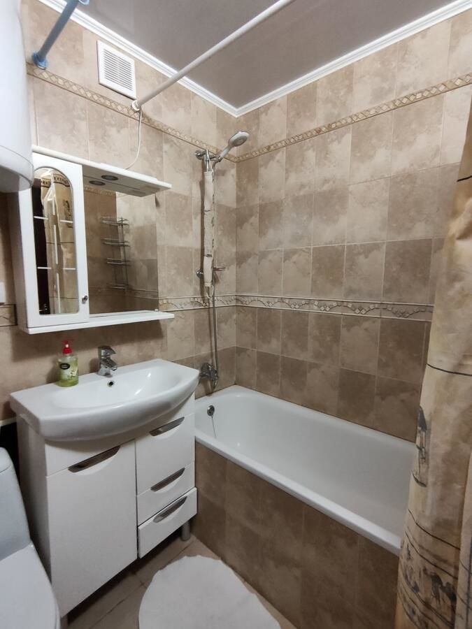 Апартаменты Яркая квартира на Крымского Винница