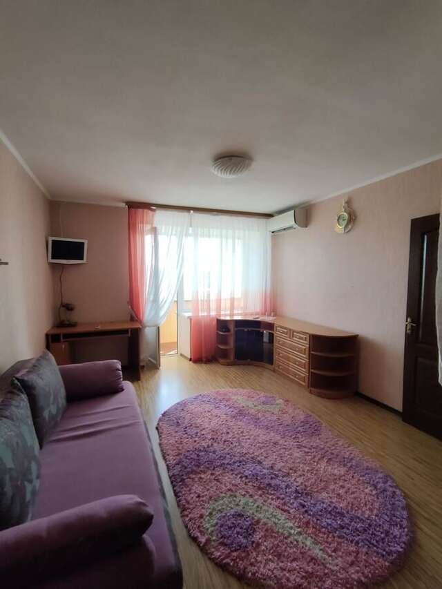 Апартаменты Яркая квартира на Крымского Винница-11